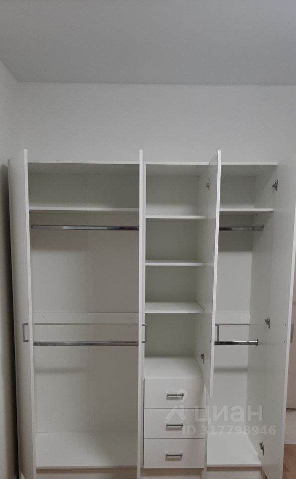 Продается 1-комнатная квартира, площадью 33.10 кв.м. Москва, проезд Ильменский, дом 17к1