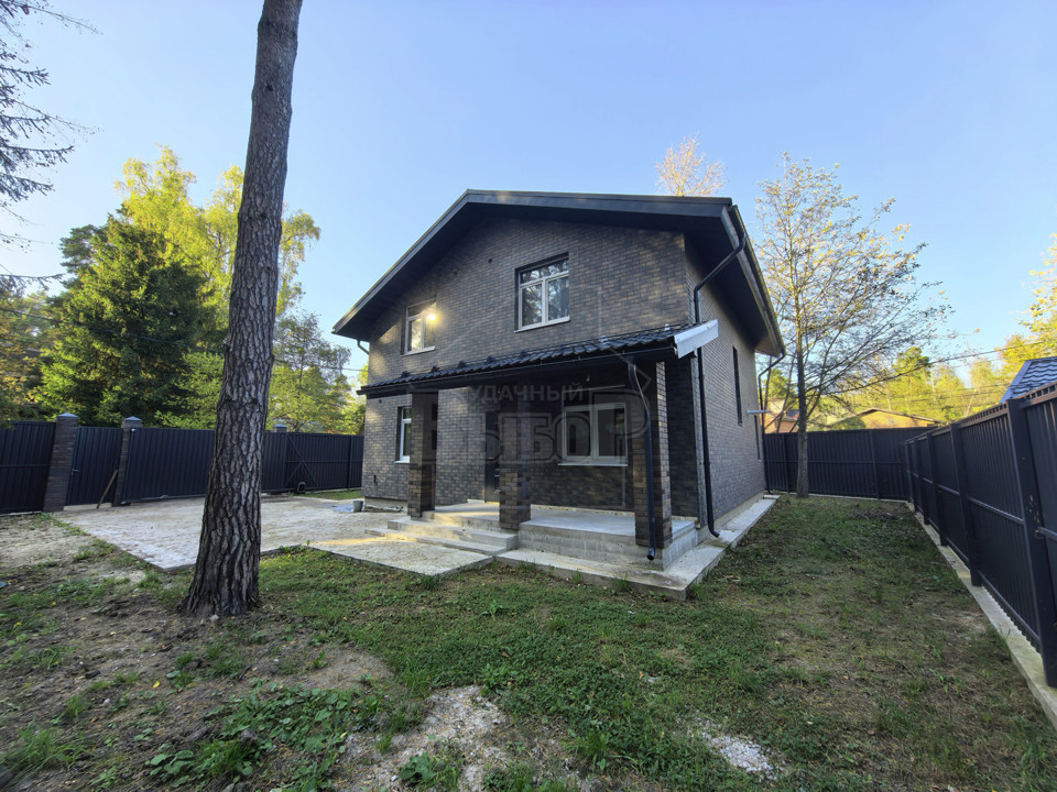 Продается дом, площадью 170.00 кв.м. Московская область, Раменский район, дачный поселок Кратово, улица Чехова, дом 54