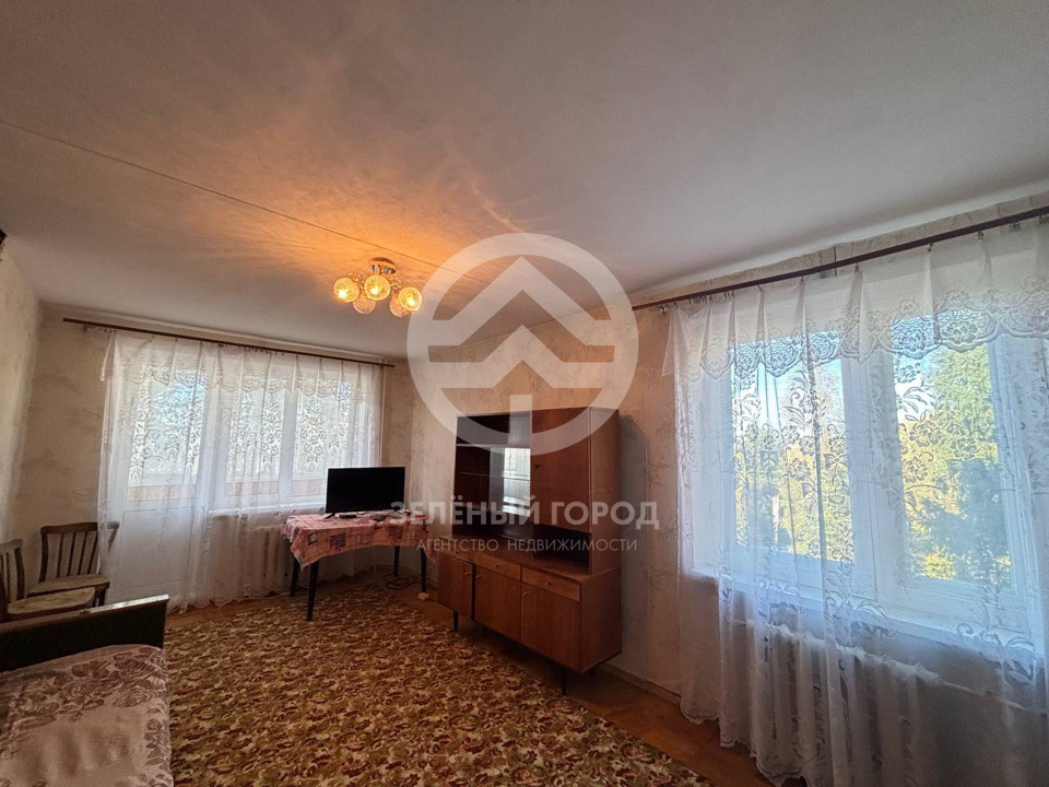 Продается 2-комнатная квартира, площадью 56.00 кв.м. Московская область, Клин городской округ, город Клин, улица Центральная, дом 1