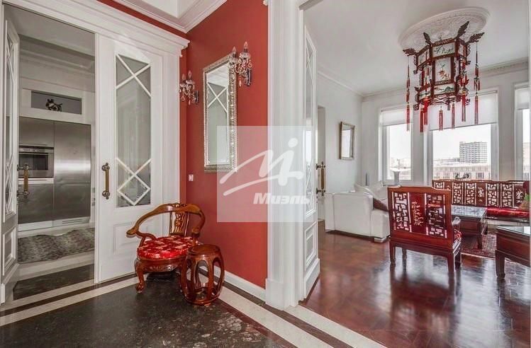 Продается 3-комнатная квартира, площадью 100.00 кв.м. Москва, набережная Котельническая, дом 1/15квк