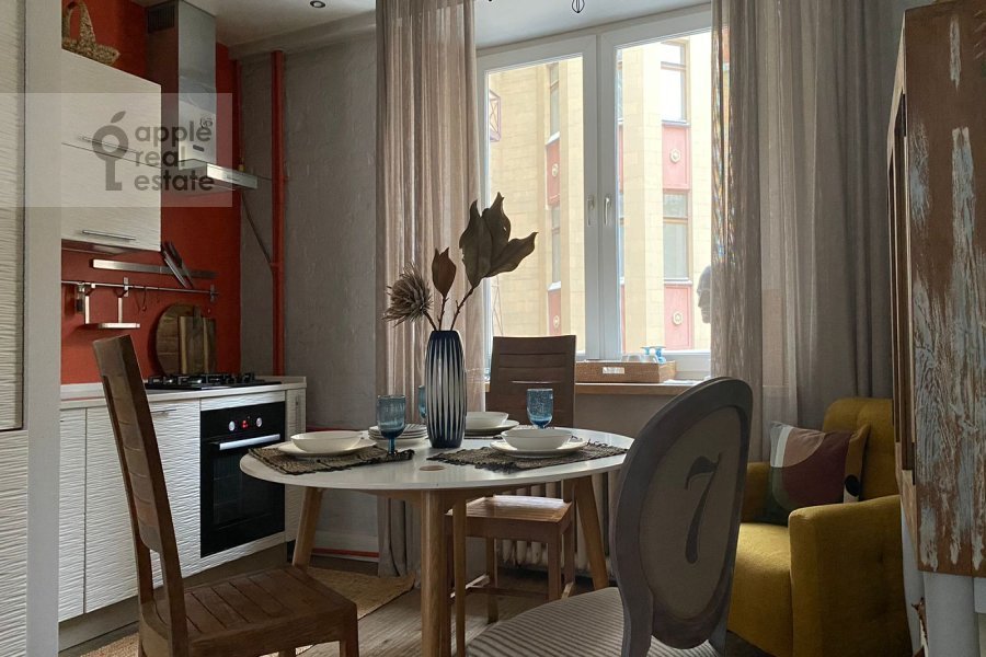 Продается 3-комнатная квартира, площадью 67.00 кв.м. Москва, улица Маши Порываевой, дом 38