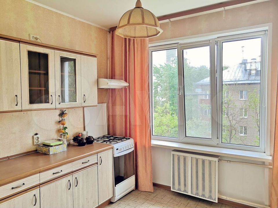 Продается 1-комнатная квартира, площадью 33.00 кв.м. Москва, улица Амундсена, дом 10