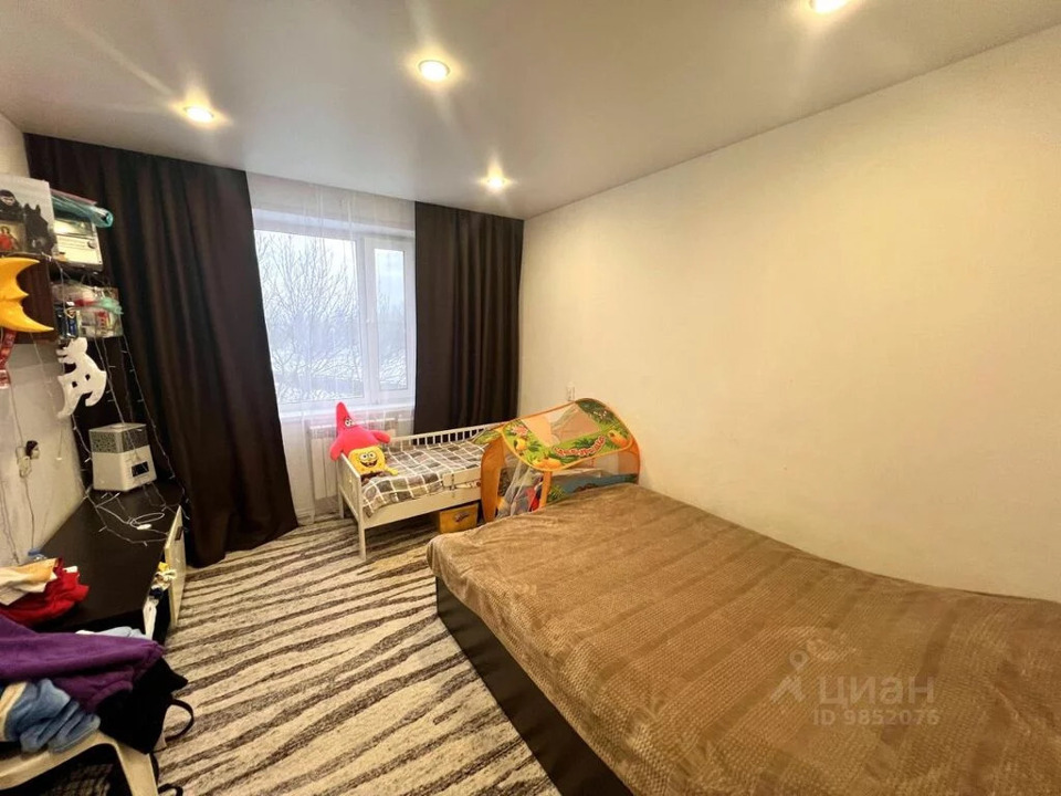 Продается 2-комнатная квартира, площадью 56.00 кв.м. Московская область, Волоколамский район, деревня Рахманово, дом 2А