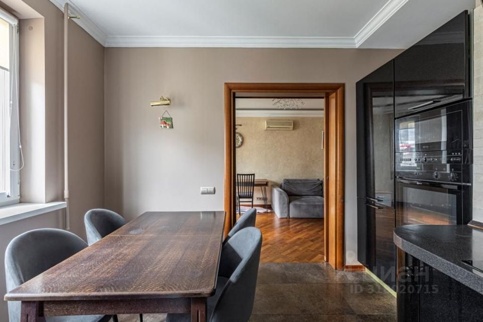 Продается 3-комнатная квартира, площадью 76.50 кв.м. Москва, улица Большая Тульская, дом 54