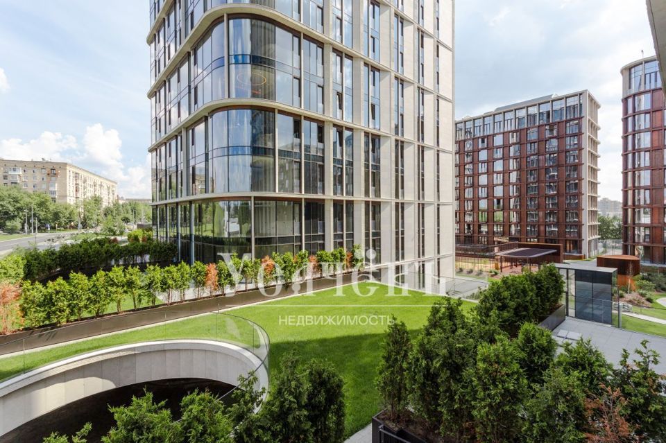 Продается 4-комнатная квартира, площадью 150.00 кв.м. Москва, улица Братьев Фонченко