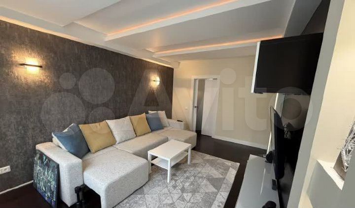 Продается 2-комнатная квартира, площадью 56.00 кв.м. Москва, улица Сосинская, дом 6