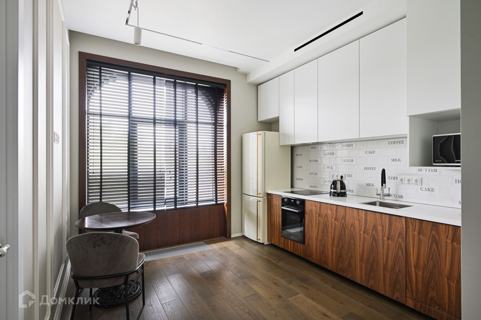 Продается 1-комнатная квартира, площадью 38.40 кв.м. Москва, улица Нежинская