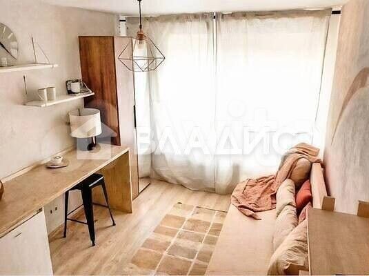 Продается 1-комнатная квартира, площадью 15.00 кв.м. Москва, улица Дегунинская, дом 1к4