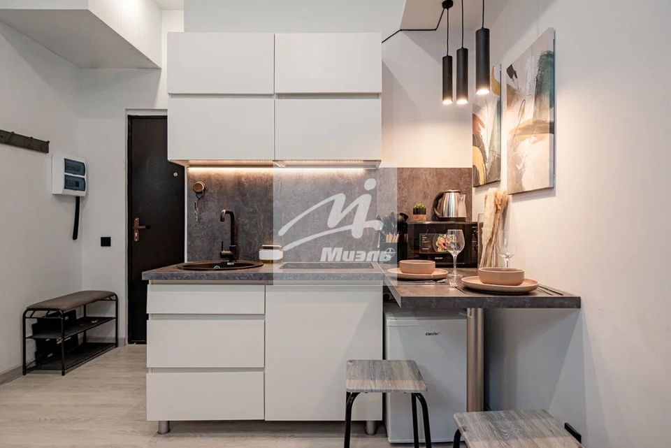 Продается 1-комнатная квартира, площадью 13.00 кв.м. Москва, улица 3-я Магистральная, дом 20Б