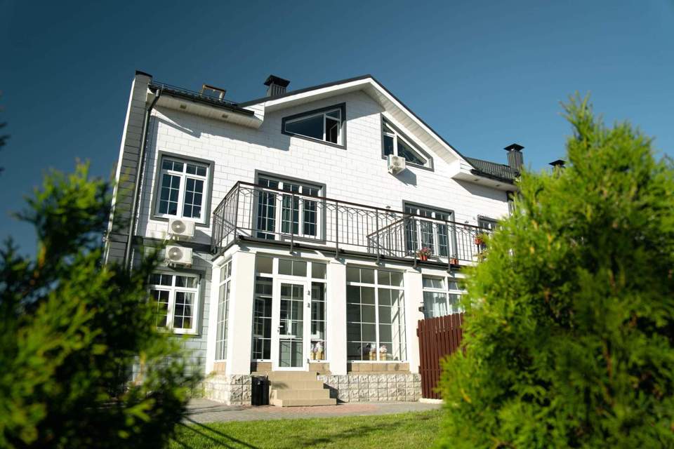 Продается дом, площадью 264.30 кв.м. Московская область, Дмитровский городской округ, село Озерецкое, улица Рябиновая