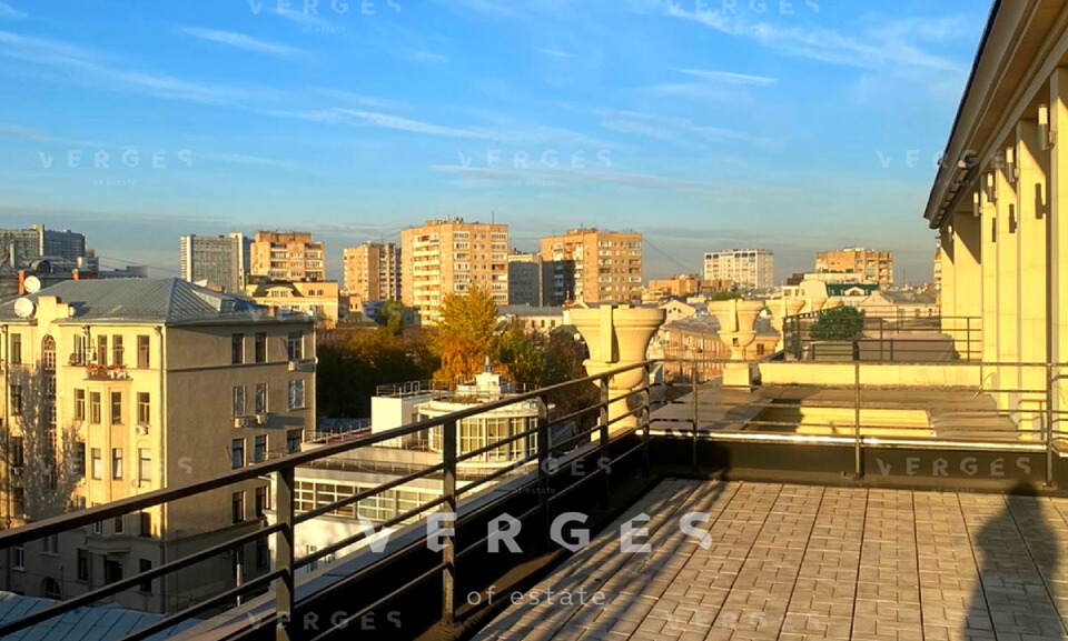 Продается 5-комнатная квартира, площадью 273.00 кв.м. Москва, переулок Большой Лёвшинский, дом 11