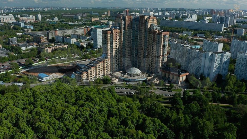 Продается 3-комнатная квартира, площадью 175.00 кв.м. Москва, улица Воронцовские Пруды, дом 3