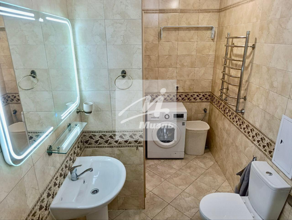 Продается 1-комнатная квартира, площадью 40.20 кв.м. Московская область, Дмитровский городской округ, село Озерецкое, Радости бульвар, дом 16