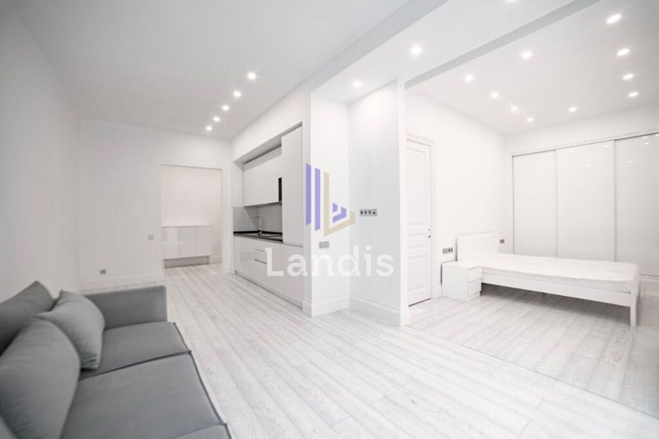 Продается 1-комнатная квартира, площадью 53.00 кв.м. Москва, улица 2-я Брестская, дом 6