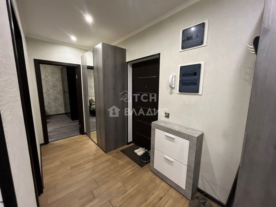 Продается 2-комнатная квартира, площадью 56.60 кв.м. Московская область, Лосино-Петровский городской округ, поселок Свердловский, улица Молодежная, дом 4