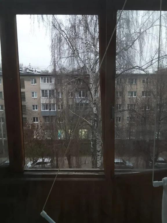 Продается 2-комнатная квартира, площадью 43.70 кв.м. Московская область, Пушкинский район, поселок Лесные Поляны, улица Ленина, дом 1