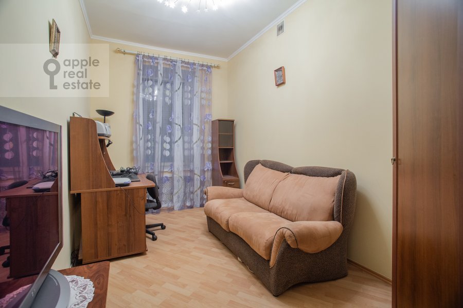 Продается 4-комнатная квартира, площадью 120.00 кв.м. Москва, переулок Козихинский Большой, дом 8