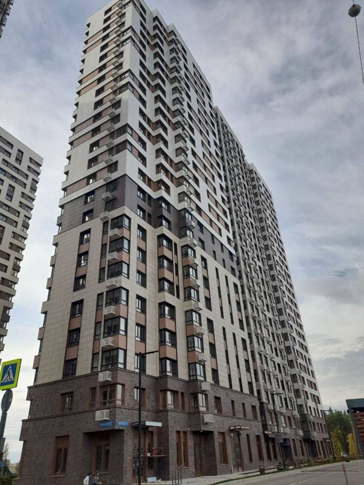 Продается 1-комнатная квартира, площадью 35.60 кв.м. Московская область, Одинцовский район, деревня Раздоры, микрорайон Клубничное поле, дом 1