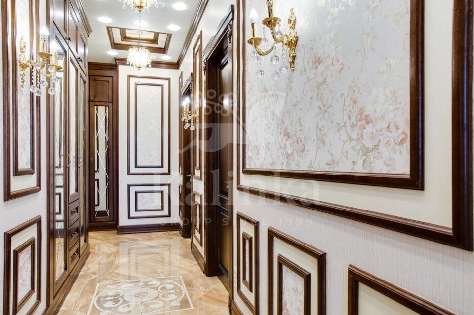 Продается 3-комнатная квартира, площадью 100.00 кв.м. Москва, переулок Смоленский 1-й, дом 21