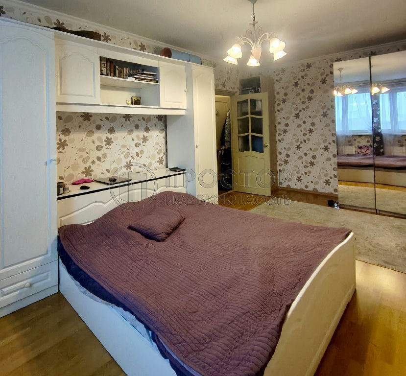 Продается 1-комнатная квартира, площадью 38.00 кв.м. Москва, улица Никулинская, дом 31