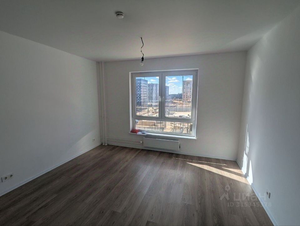 Продается 1-комнатная квартира, площадью 23.40 кв.м. Московская область, Красногорск городской округ, поселок Ильинское-Усово, улица Заповедная, дом 21