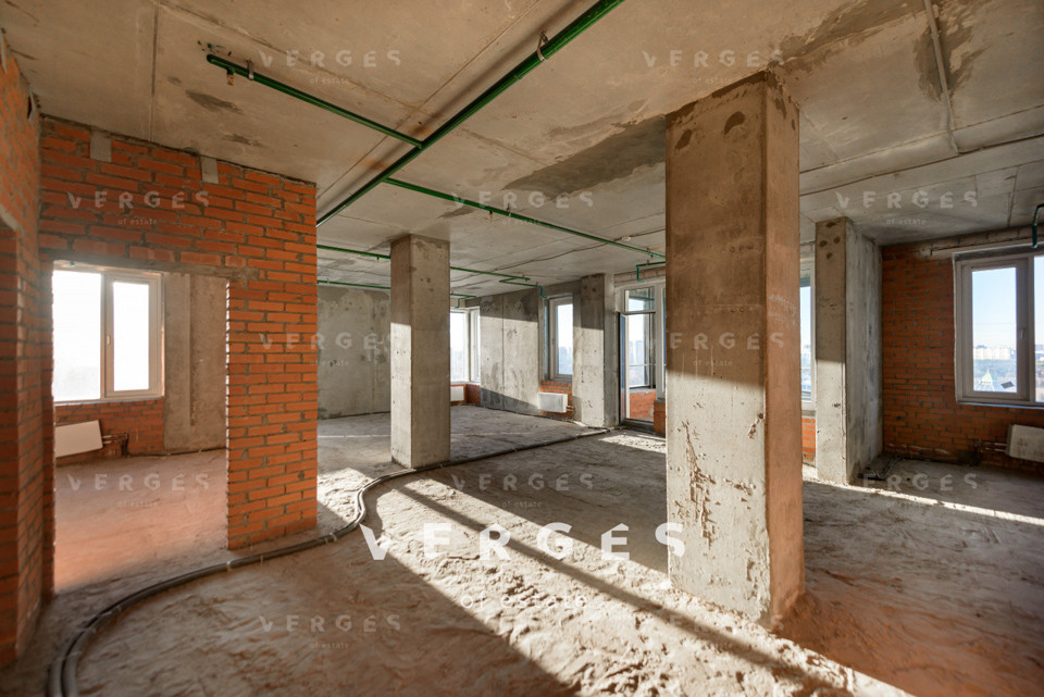 Продается 4-комнатная квартира, площадью 132.00 кв.м. Москва, улица Минская