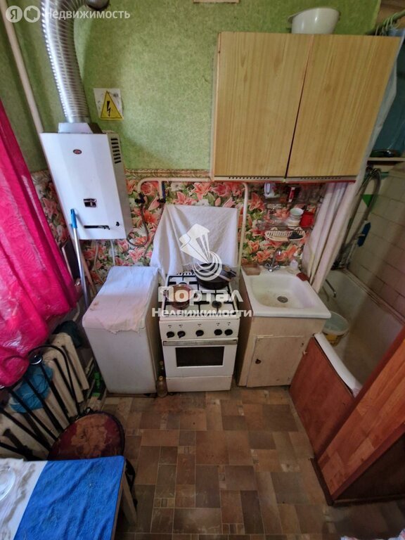 Продается 1-комнатная квартира, площадью 32.00 кв.м. Московская область, Серпухов городской округ, город Серпухов, улица Возрождения, дом 19