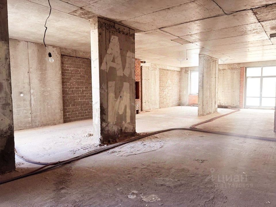 Продается 4-комнатная квартира, площадью 155.60 кв.м. Москва, переулок Казарменный, дом 3