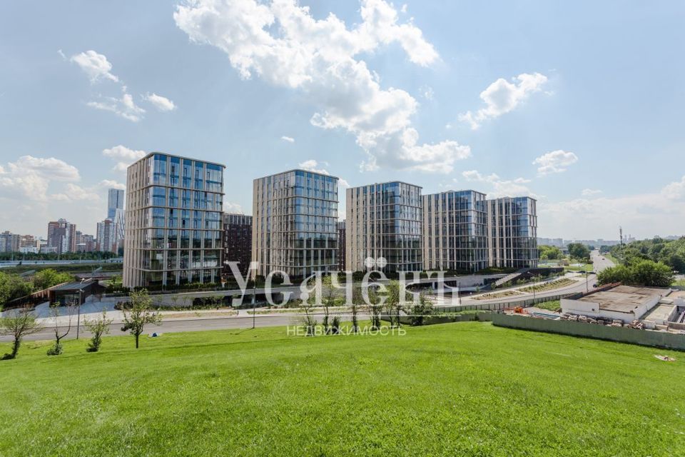 Продается 7-комнатная квартира, площадью 266.00 кв.м. Москва, улица Братьев Фонченко