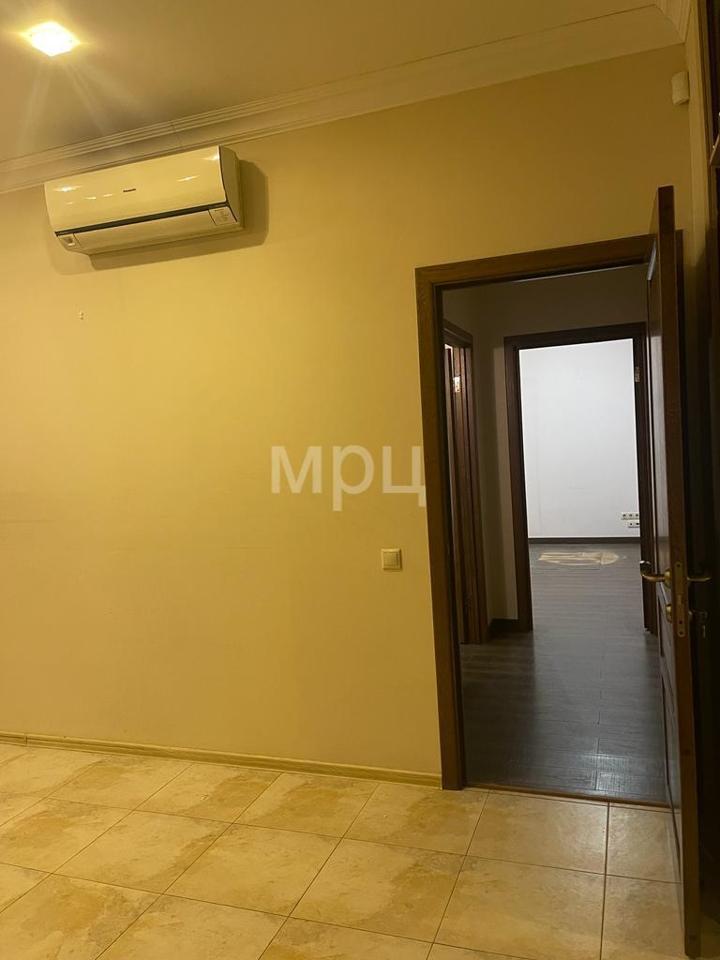 Продается 2-комнатная квартира, площадью 65.80 кв.м. Москва, улица 1-я Дубровская, дом 5