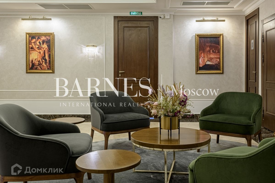 Продается 2-комнатная квартира, площадью 69.70 кв.м. Москва, улица Поварская