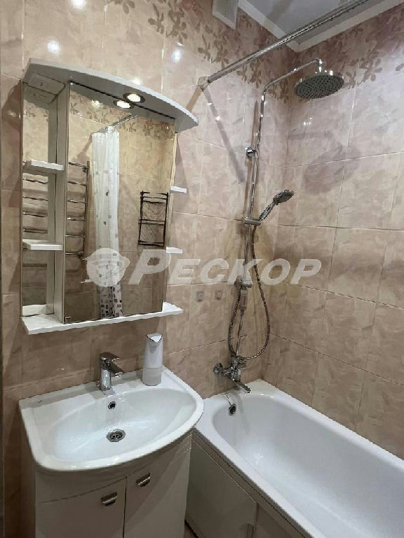 Продается 2-комнатная квартира, площадью 51.00 кв.м. Москва, улица Ермакова Роща