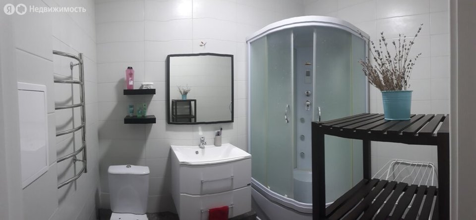 Продается 1-комнатная квартира, площадью 39.90 кв.м. Москва, город Щербинка, улица Барышевская Роща, дом 24