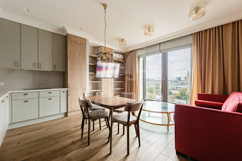 Продается 2-комнатная квартира, площадью 59.60 кв.м. Москва, улица Большая Садовая