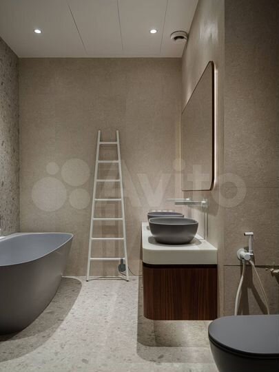 Продается 4-комнатная квартира, площадью 151.00 кв.м. Москва, набережная Котельническая, дом 21