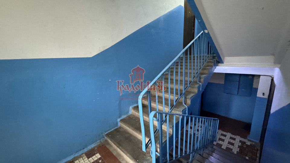 Продается 3-комнатная квартира, площадью 57.00 кв.м. Московская область, Сергиево-Посадский район, город Хотьково, улица Михеенко, дом 13