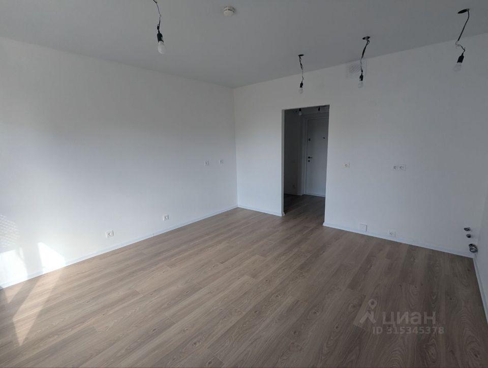 Продается 1-комнатная квартира, площадью 23.40 кв.м. Московская область, Красногорск городской округ, поселок Ильинское-Усово, улица Заповедная, дом 21