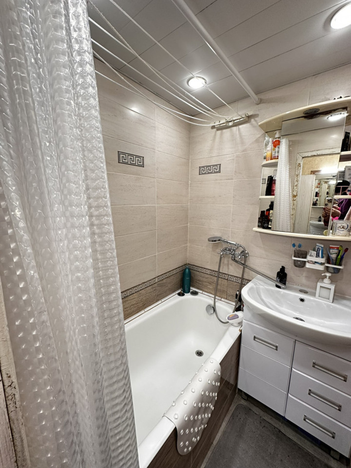 Продается 1-комнатная квартира, площадью 30.50 кв.м. Москва, улица Кулакова