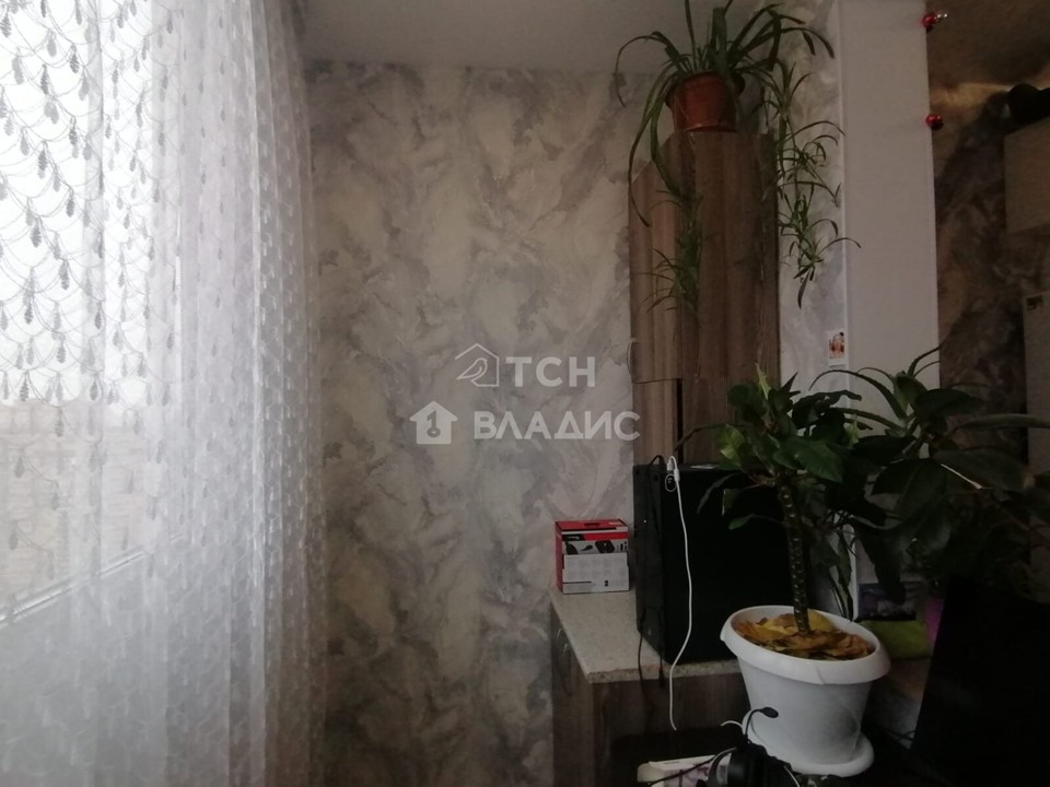 Продается 1-комнатная квартира, площадью 34.20 кв.м. Московская область, Лосино-Петровский городской округ, поселок Свердловский, улица Строителей