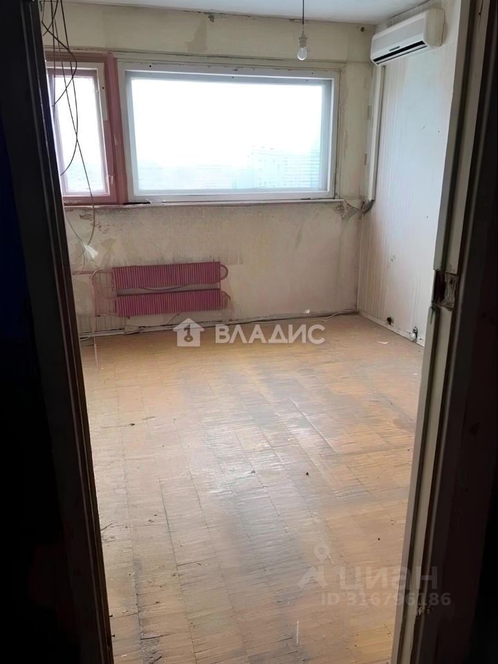 Продается 1-комнатная квартира, площадью 19.50 кв.м. Москва, Аминьевское шоссе, дом 15