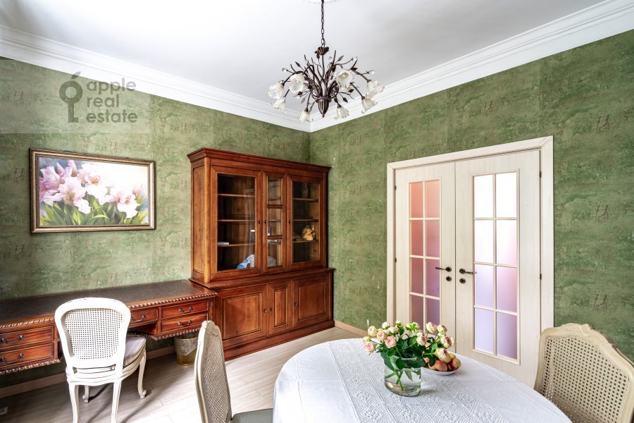 Продается 3-комнатная квартира, площадью 88.00 кв.м. Москва, переулок Нижний Кисловский, дом 3