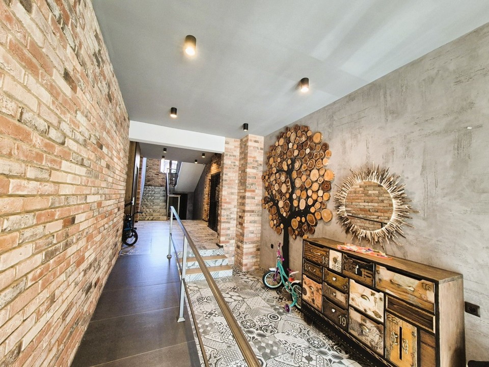 Продается 3-комнатная квартира, площадью 119.10 кв.м. Московская область, Истра городской округ, село Павловская Слобода, улица Изумрудная, дом 4к4