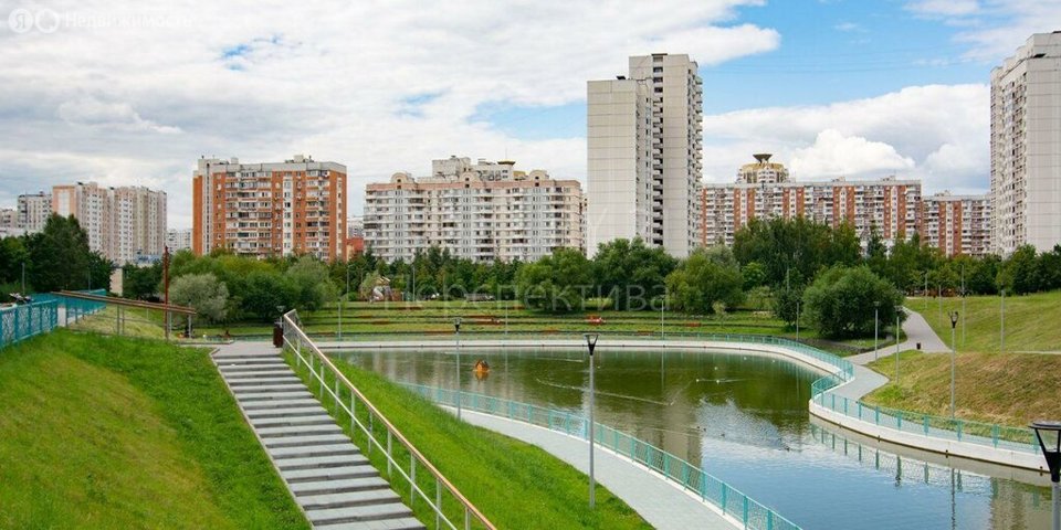 Продается 1-комнатная квартира, площадью 38.20 кв.м. Москва, улица Новомарьинская, дом 13