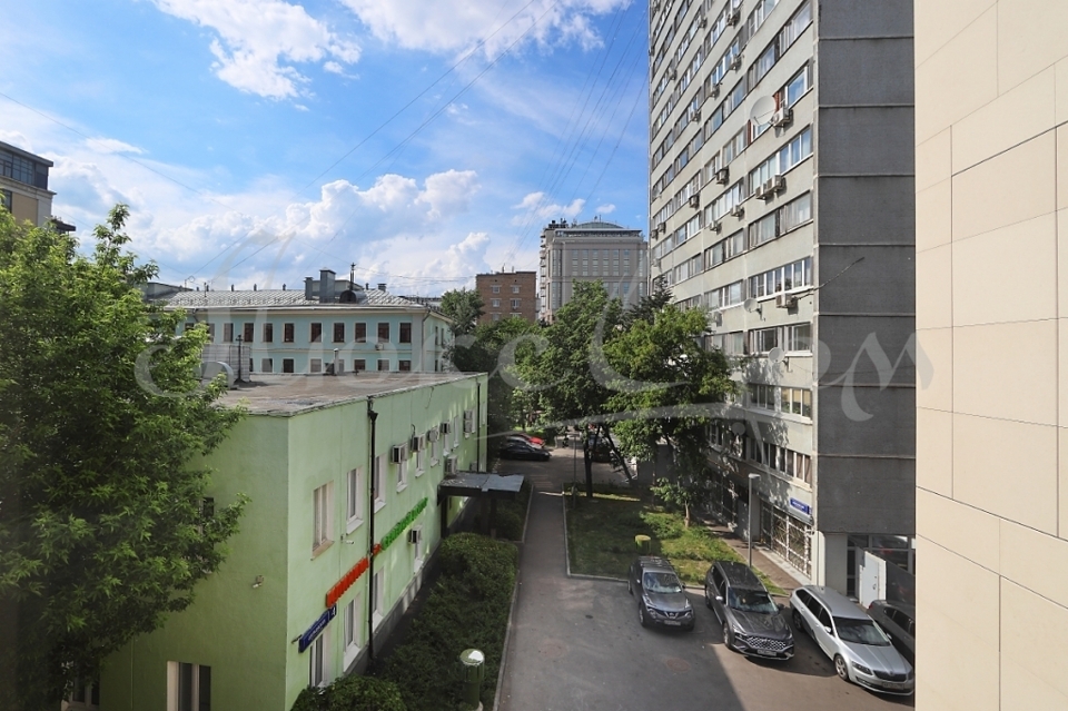 Продается 2-комнатная квартира, площадью 44.30 кв.м. Москва, набережная Озерковская, дом 6