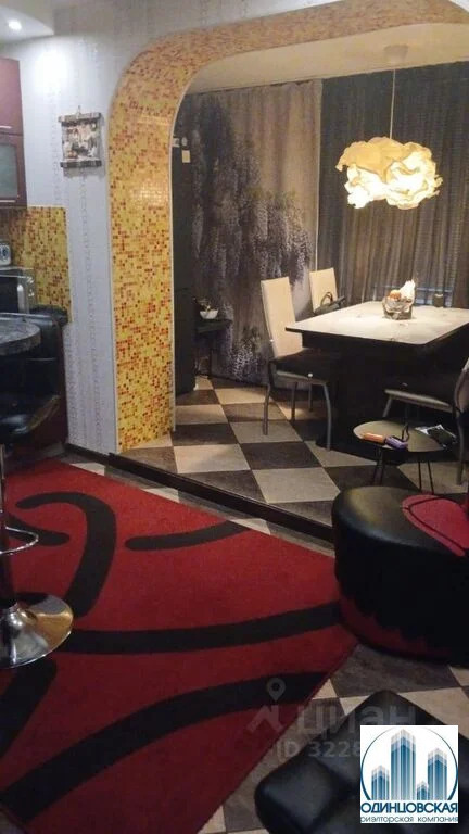 Продается 2-комнатная квартира, площадью 54.60 кв.м. Московская область, Одинцовский район, поселок городского типа ВНИИССОК, улица Дружбы, дом 7