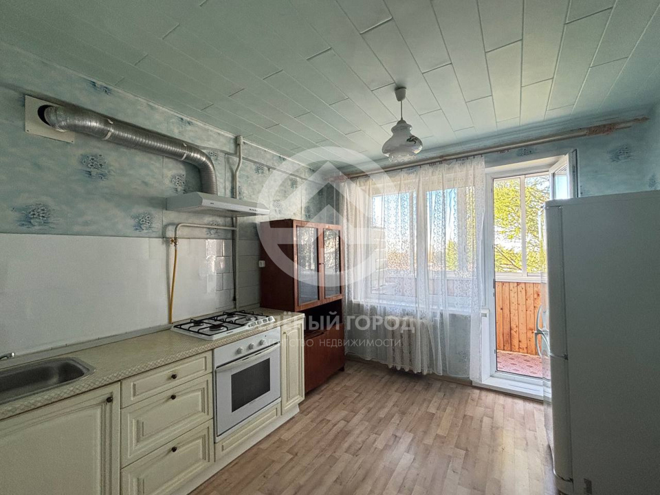 Продается 2-комнатная квартира, площадью 56.00 кв.м. Московская область, Клин городской округ, город Клин, улица Центральная, дом 1