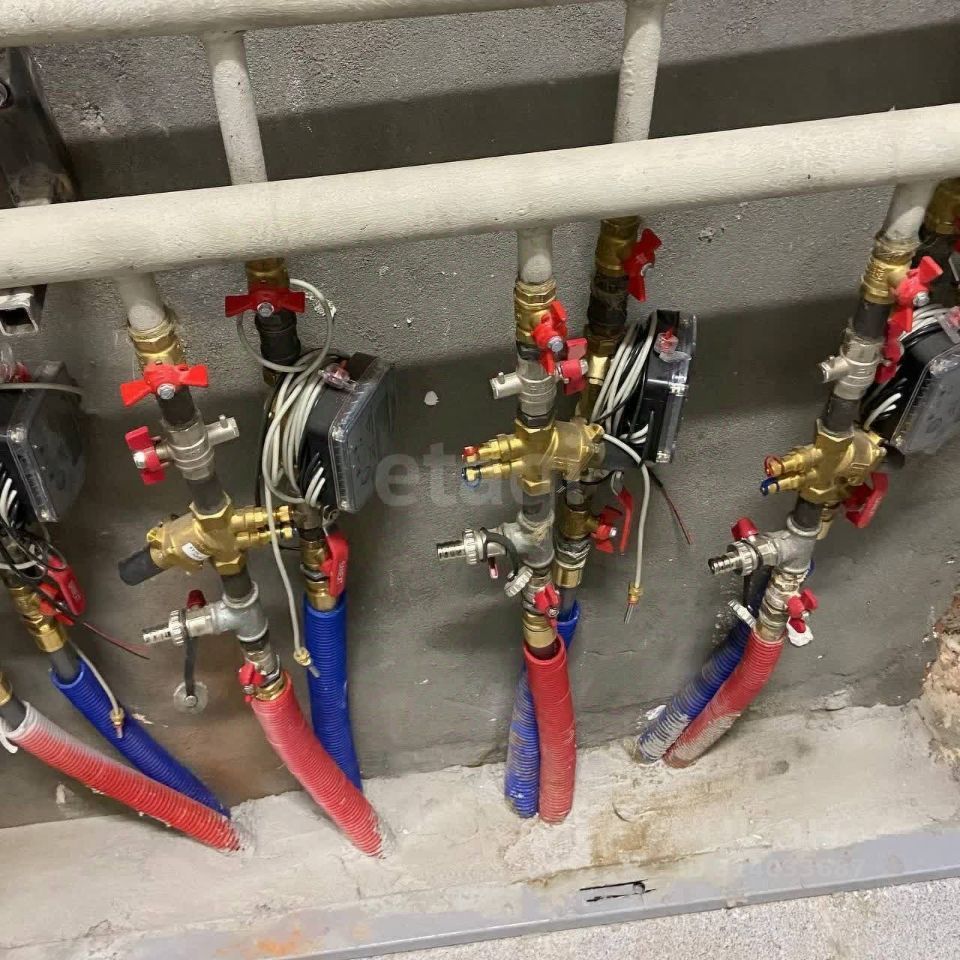 Продается 2-комнатная квартира, площадью 57.10 кв.м. Московская область, Наро-Фоминский городской округ, город Апрелевка, улица Парк Апрель, дом 40