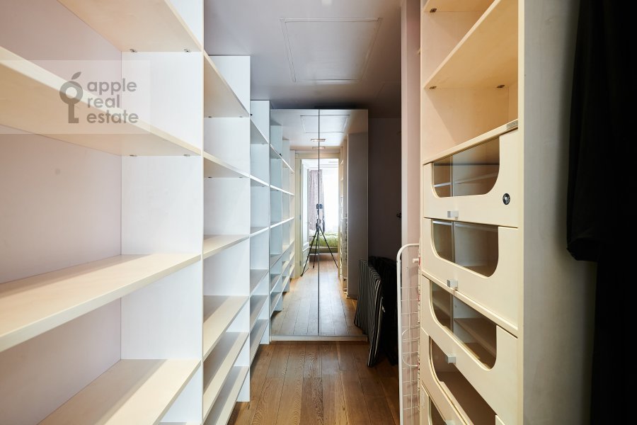 Продается 3-комнатная квартира, площадью 90.00 кв.м. Москва, переулок Козихинский Большой, дом 19/6