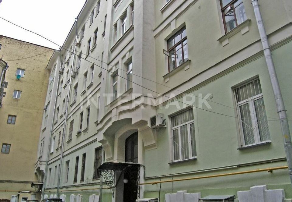 Продается 6-комнатная квартира, площадью 188.00 кв.м. Москва, улица Дмитровка Большая, дом 20стр2