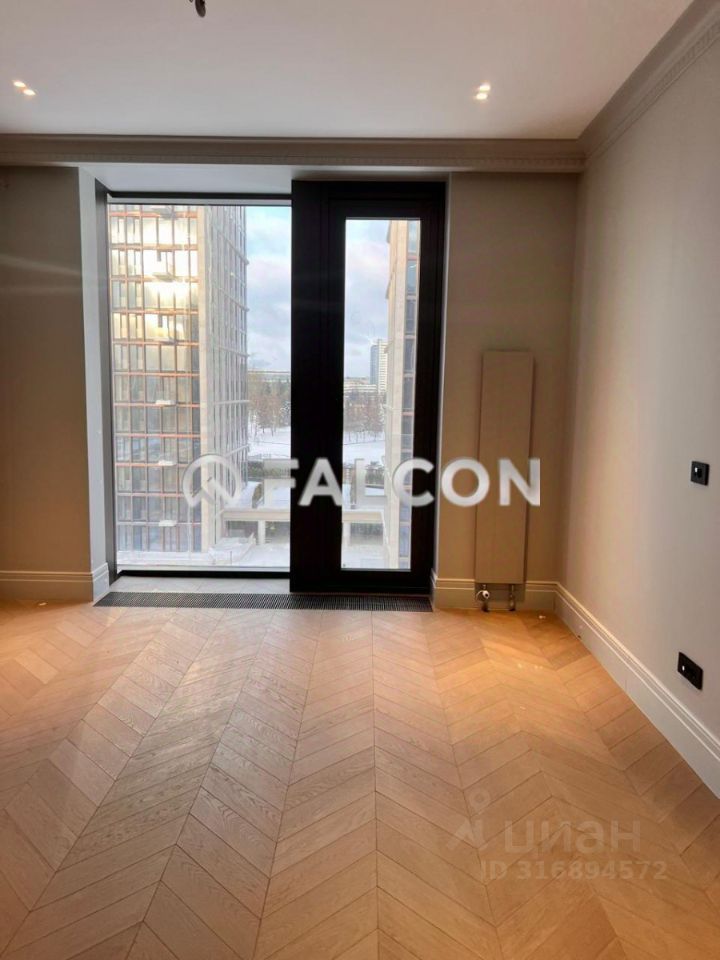 Продается 2-комнатная квартира, площадью 64.80 кв.м. Москва, улица Братьев Фонченко